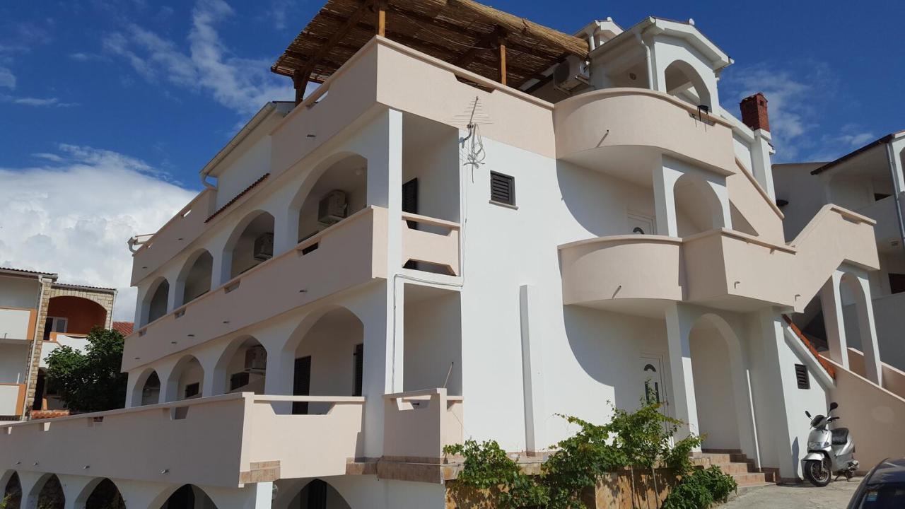 Triple Room Metajna 4120F Εξωτερικό φωτογραφία