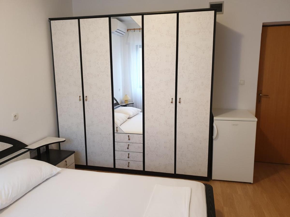 Triple Room Metajna 4120F Εξωτερικό φωτογραφία